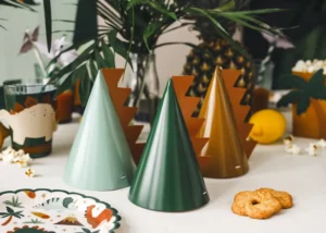 Czapeczki Dinozaury 14cm mix (1 op. : 6 szt.)