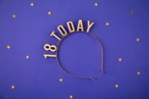 Opaska 18 Today złoty