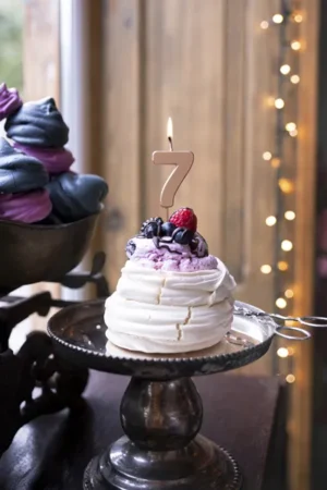 Świeczka urodzinowa Cyferka 7, różowe złoto, 4.5 cm