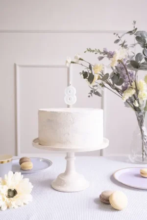 Świeczka urodzinowa Cyferka 8, jasna mięta, 6cm