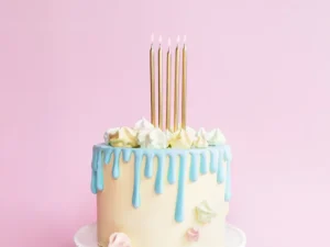 Świeczki urodzinowe gładkie, złoty 12,5 cm (1 op. : 12 szt.)