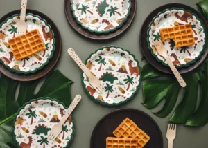 Talerzyki Dinozaury 18x18 cm mix (1 op. : 6 szt.)