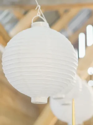 Lampion papierowy biały