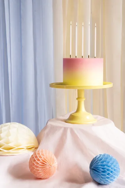 Patera na słodycze żółta