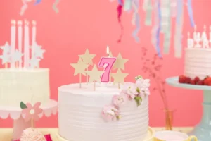 Świeczka urodzinowa Cyferka 7 różowy 7 cm