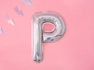 Balon foliowy Litera ''P'' 35 cm holograficzny