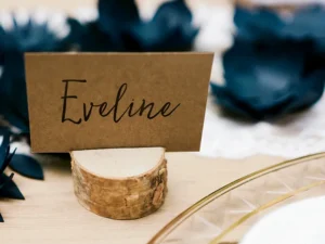 Drewniane podstawki pod wizytówki śr. 3-4 cm