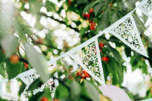 Girlanda papierowa, perłowa 19.5 x 3m