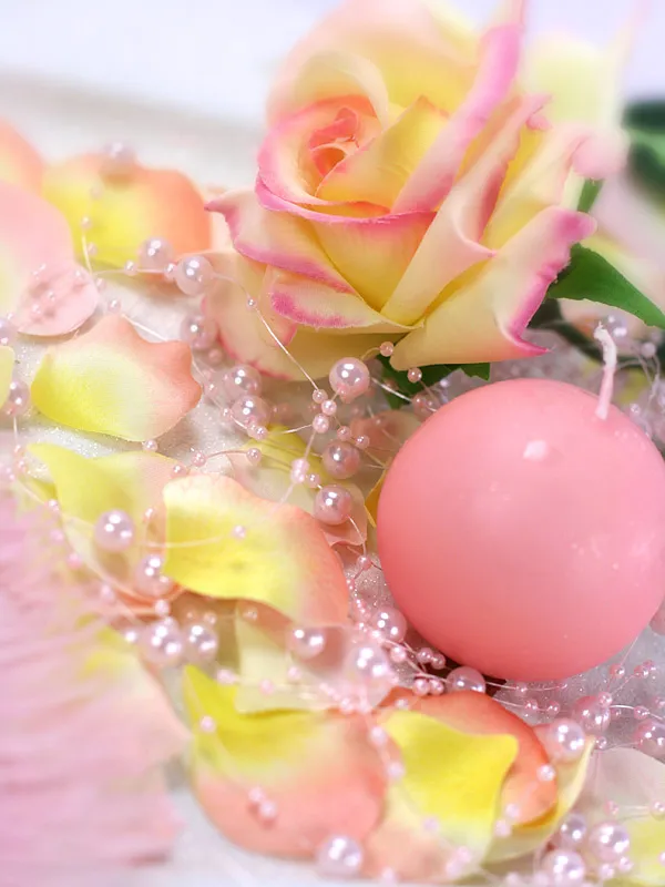 Girlandy perłowe, j. różowy, 1,3m (1 op. : 5 szt.)