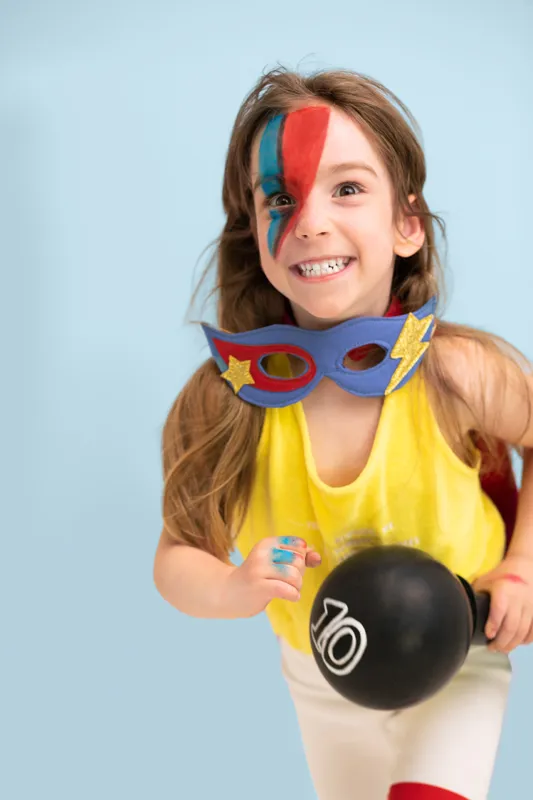 Kredki do malowania twarzy 12 sztuk