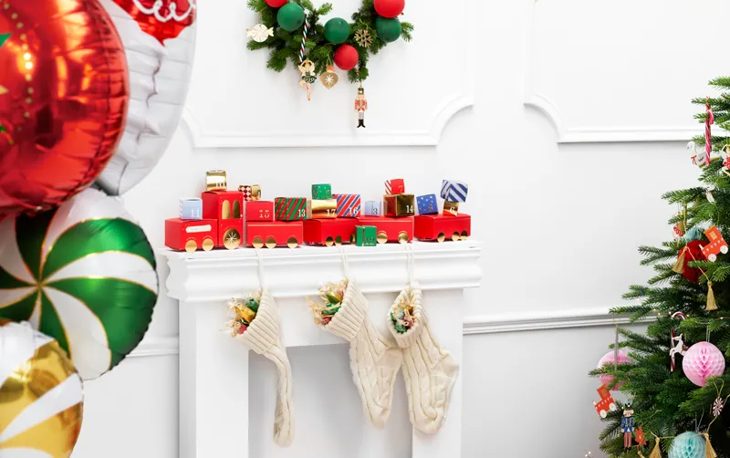 Metalowa zawieszka dekoracyjna Dziadek do orzechów, mix 3x10cm