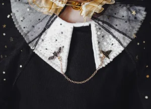 Przypinka na kołnierzyk, Nietoperz