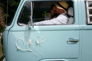 Rattanowe serca z bukiecikami kremowe