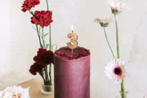 Świeczka urodzinowa Cyferka 3 4.5 cm złoty