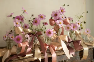 Tasiemka satynowa zimny złoty 50mm/25m 1