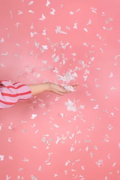 Tuba strzelająca białymi motylkami, 20 cm