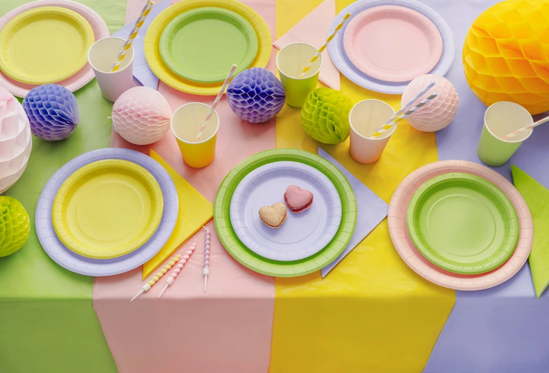 Talerzyki papierowe, jasny różowy, 23cm (1 op. 6 szt.) 7