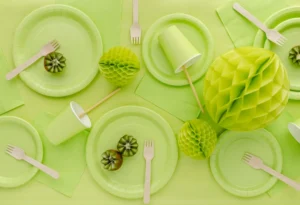 Talerzyki papierowe, jasny zielony, 18cm (1 op. 6 szt.) 2