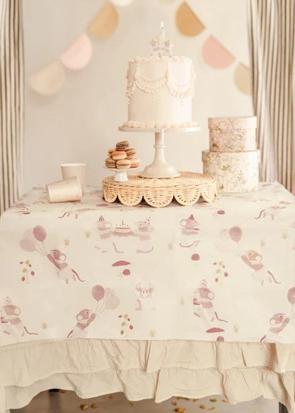 Obrus papierowy Myszki 180x120cm